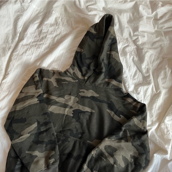 tna camo hoodie - Picture 2 of 4